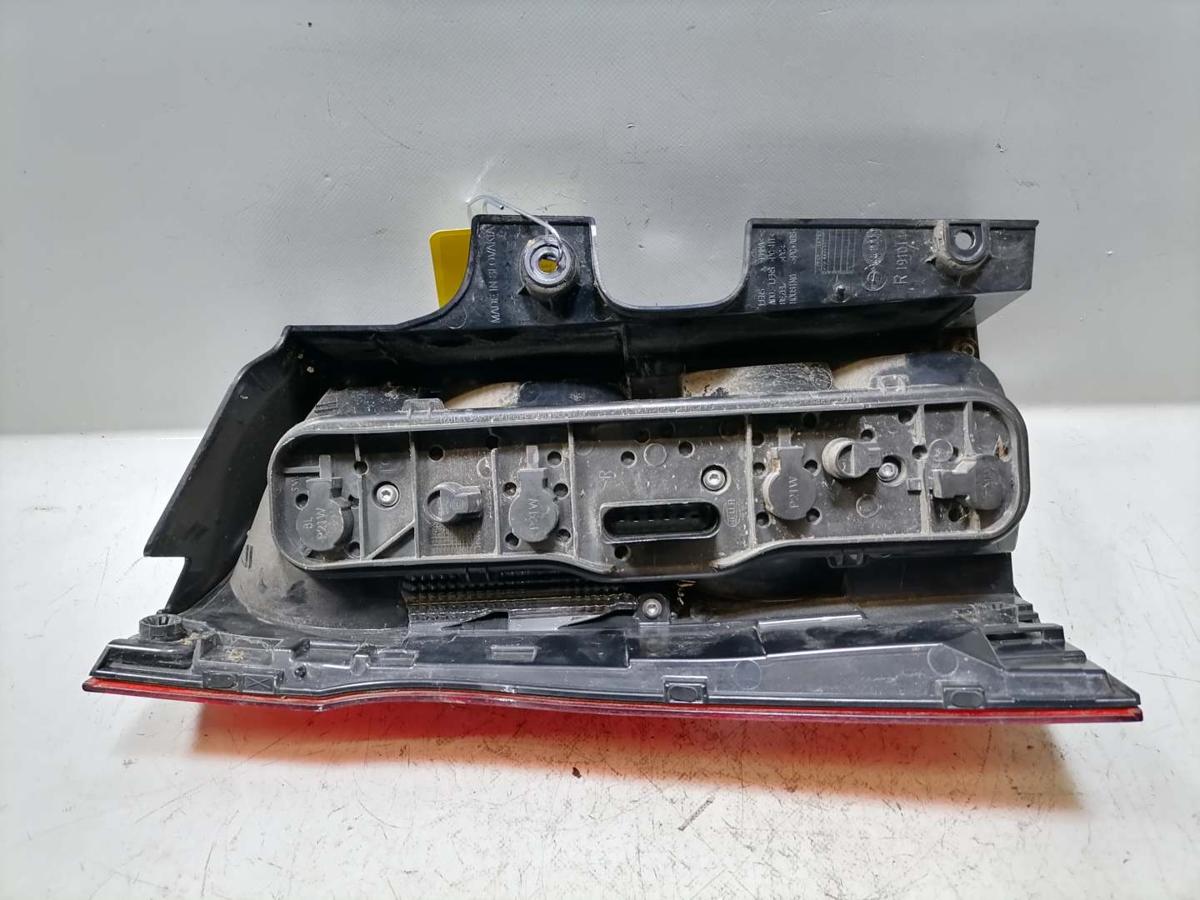 Mercedes Vito 447 original R&uuml;cklicht R&uuml;ckleuchte Schlussleuchte rechts Facelift Bj.2022